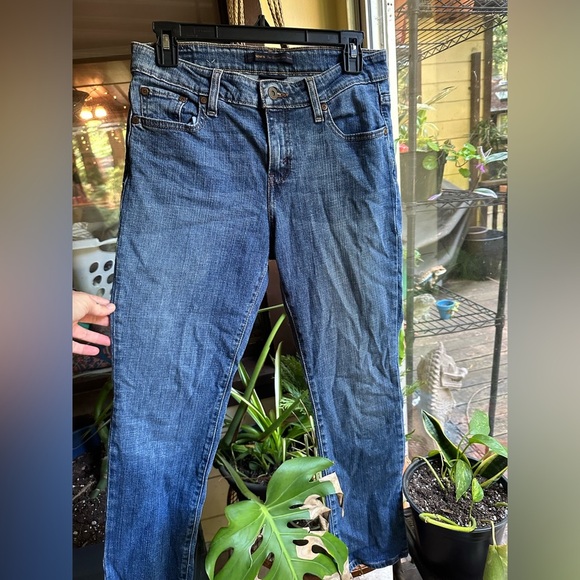 LEVI’S Classic Blue Skinny Jean Mid Rise Size 2 - Picture 10 of 15